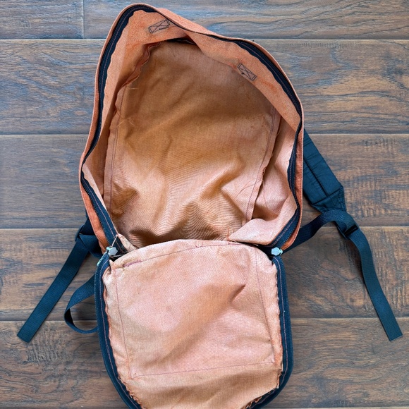 North Face - Vintage Brown Label Mini Backpack w/ Waist Strap - Picture 4 of 4